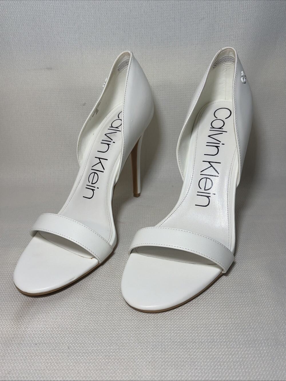 Calvin Klein Womens White Metino Open Toe D'Orsay Heels Shoes EUC Size 10